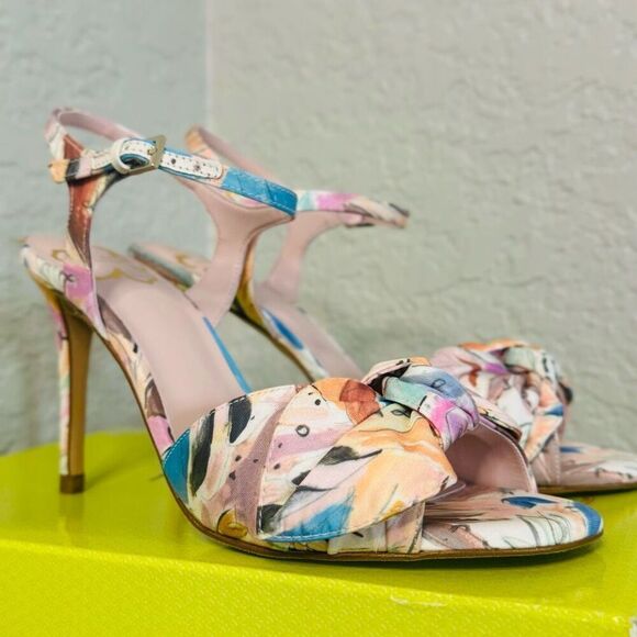 Ted Baker London Nestar Ankle Strap Heeled Sandal, Floral Multi, Size 9 NWT - Picture 2 of 16